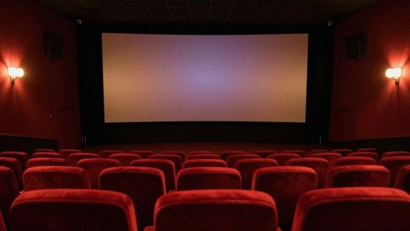 Dlaczego filmy ze striptizem bywają niedostępne?