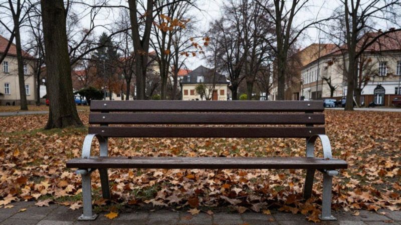 Czy izolacja może wywołać myśli samobójcze?