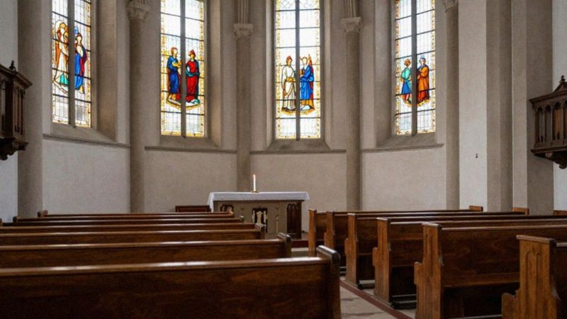 Czy kondolencje religijne różnią się od świeckich?
