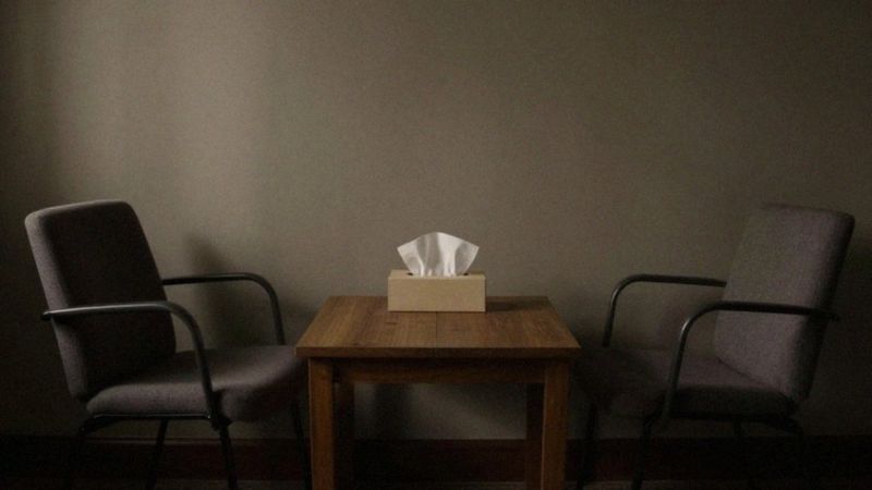 Jak zdrada wpływa na zdrowie psychiczne małżonków?