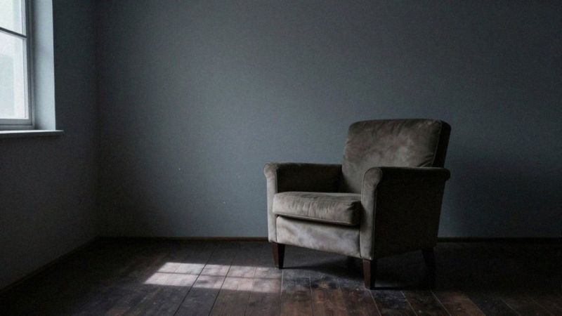 Jak zdrada wpływa na emocje i godność?