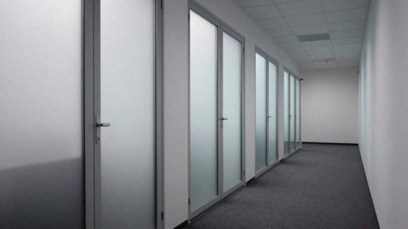 Jak rozpoznać mobbera w miejscu pracy?