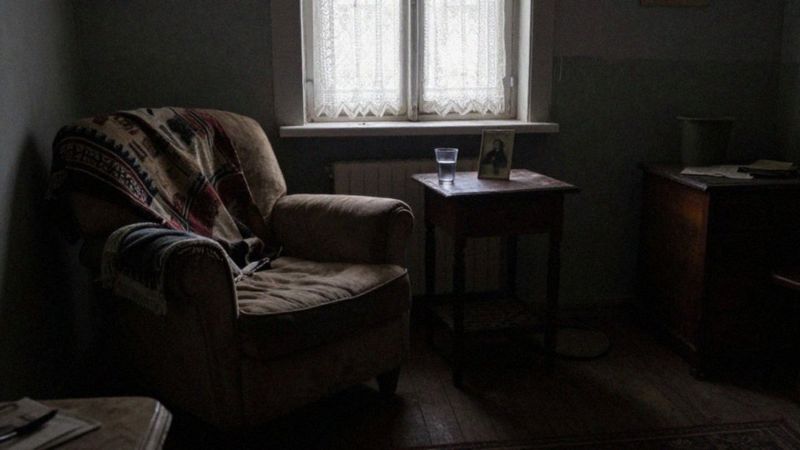 Dlaczego starsze matki stają się toksyczne?