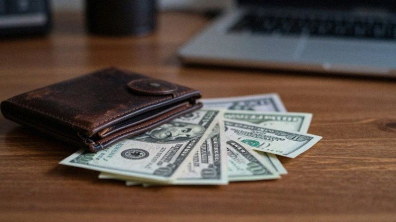 Czy sen o wyrwanym zębie zapowiada problemy finansowe?