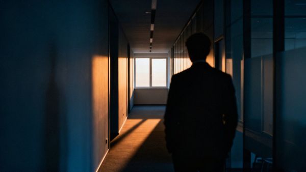 Cyberprzemoc — definicja, objawy i jak skutecznie przeciwdziałać