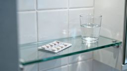 Escitalopram Actavis a alkohol — jakie są zagrożenia i interakcje?