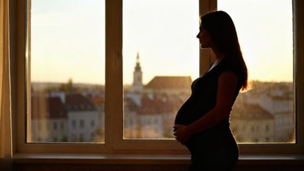 Jak rozpoznać akcję porodową? Kluczowe objawy i sygnały